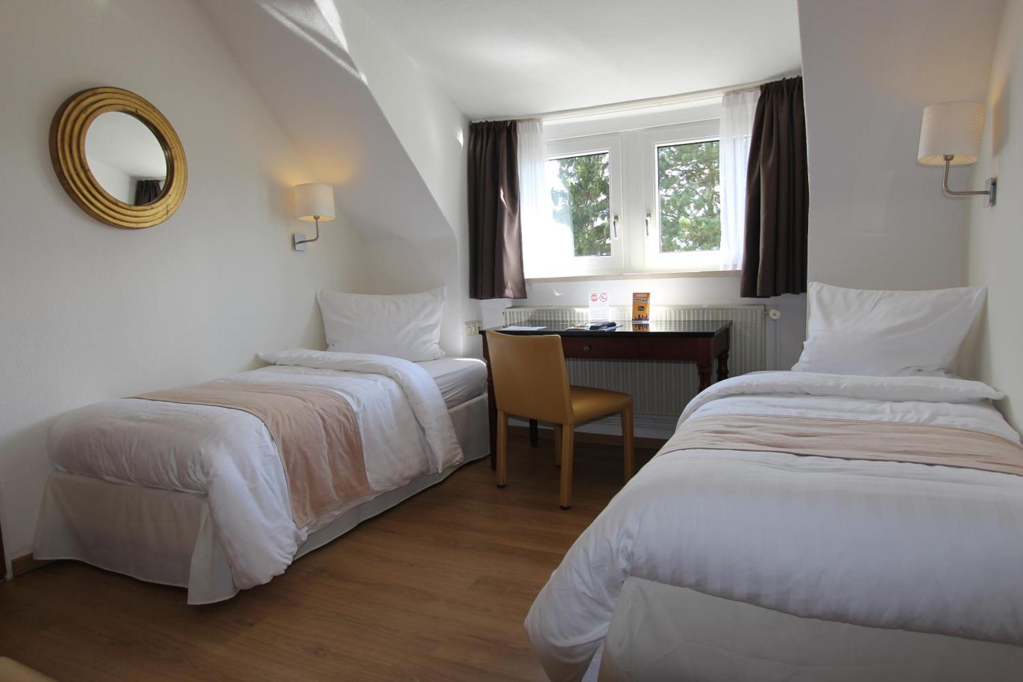 Boutique Hotel Restaurant Hollerather Hof Hellenthal Szoba fotó
