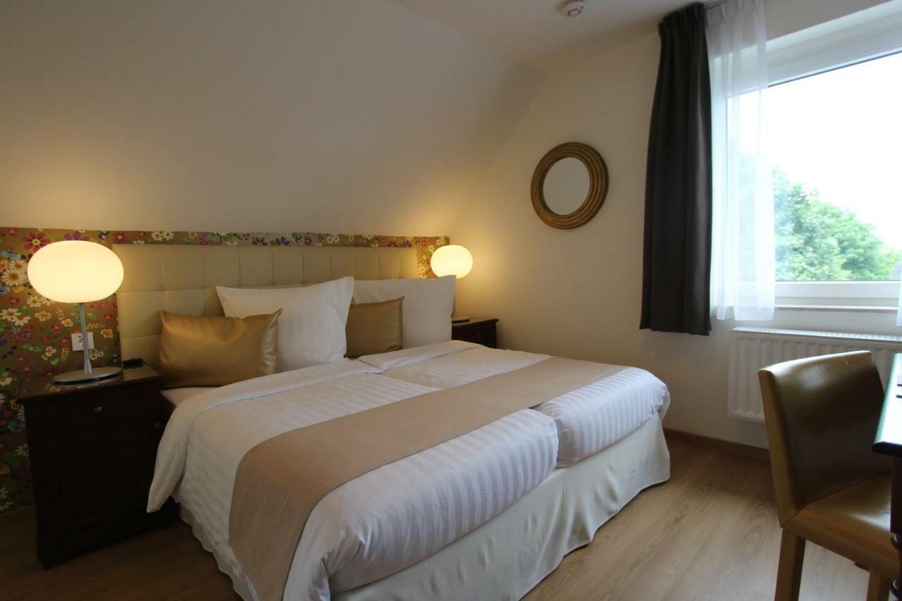 Boutique Hotel Restaurant Hollerather Hof Hellenthal Kültér fotó